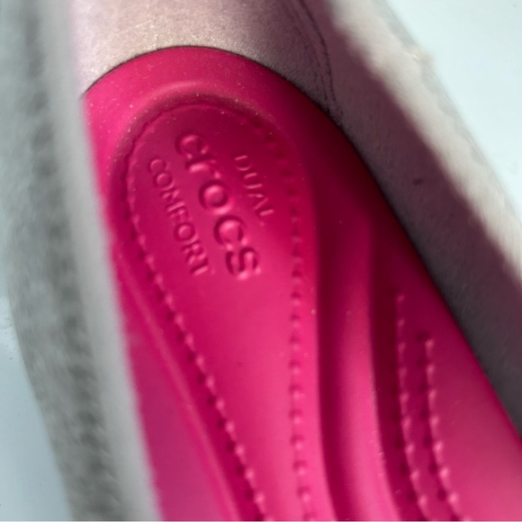 Crocs light grey wedges shoes size W6 - Picture 6 of 7